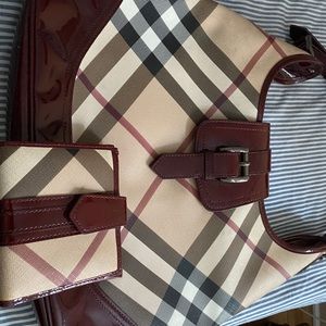 Burberry authentic purse